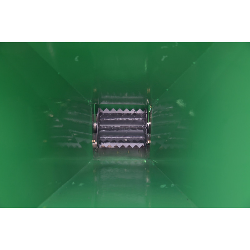 Broyeur de Branches et Végétaux Geo Eco16h - 15cm - Ameneur Hydraulique – Prise de Force Tracteur – Image 7