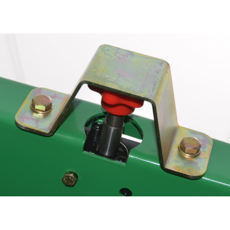 Broyeur de Branches et Végétaux Geo Eco16h - 15cm - Ameneur Hydraulique – Prise de Force Tracteur – Image 8