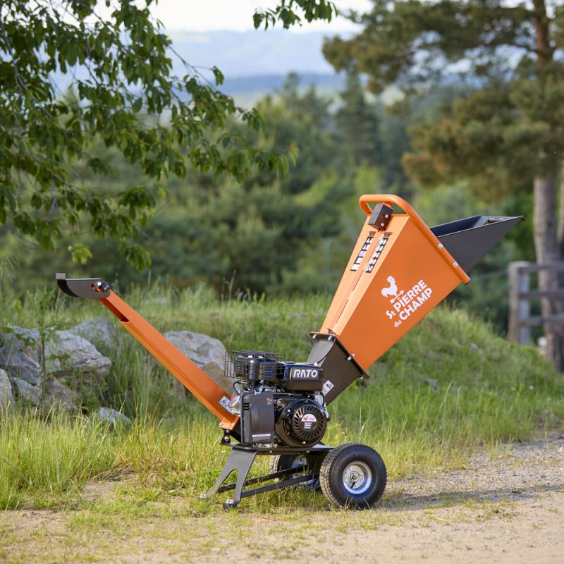 Broyeur de Végétaux et de Branches Thermique Essence 212cc 60mm St Pierre du Champ – Image 8